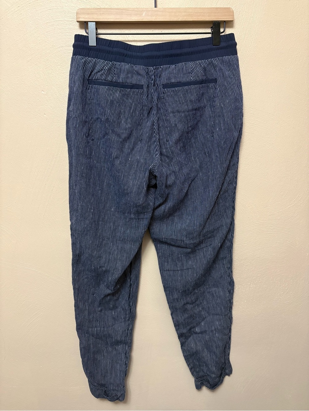 Athleta Stripe Bali Linen Ankle Pant Navy Blue White Size 10 Tall - Picture 8 of 13